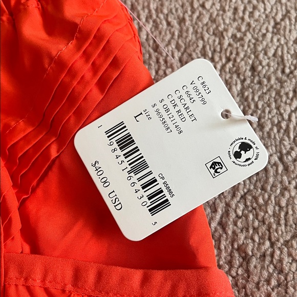 Free People Get Your Flirt on Short L Scarlet Red - Picture 5 of 8